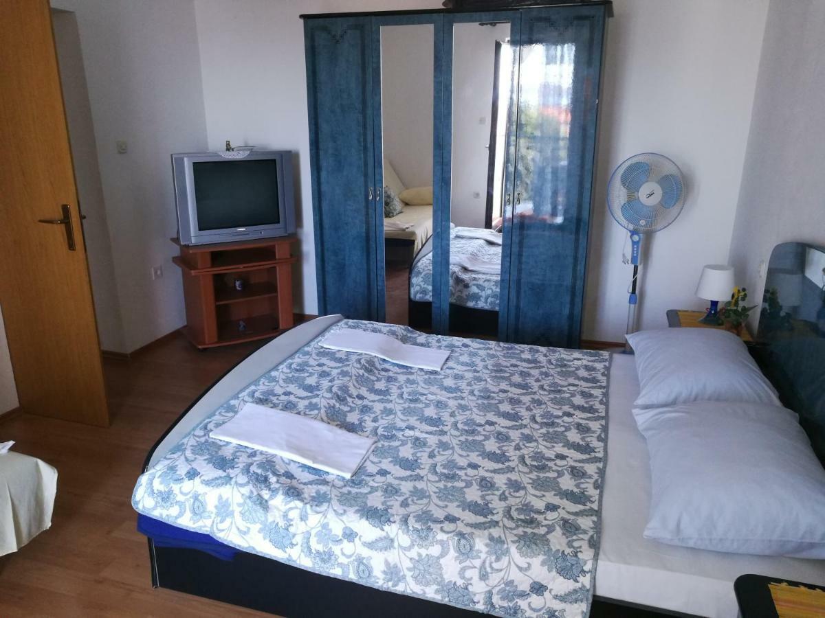 Apartman Ban Brodarica  Kültér fotó